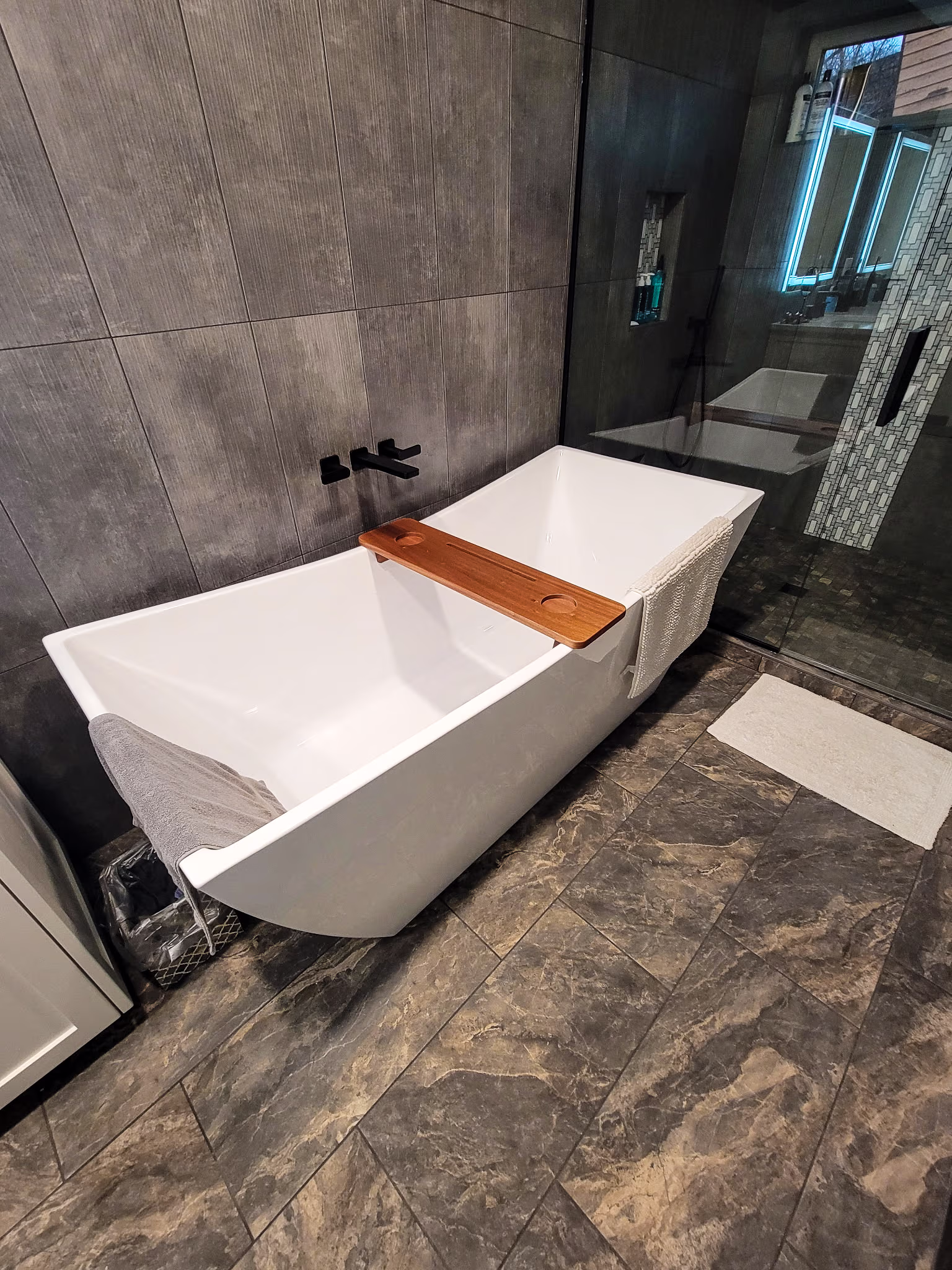 a modern bathtub